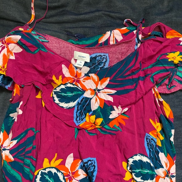 Off Shoulder Blouse - Picture 2 of 2